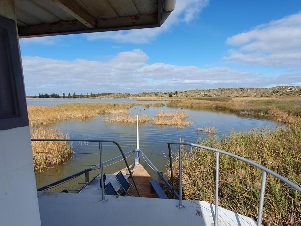 Ps Federal Retreat Paddle Steamer Goolwa Exterior photo