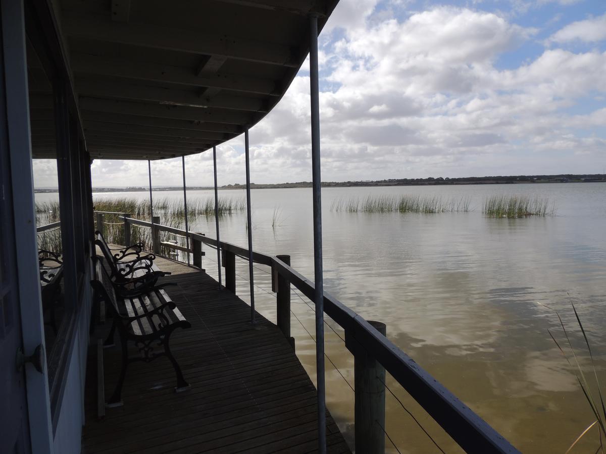 Ps Federal Retreat Paddle Steamer Goolwa Exterior photo